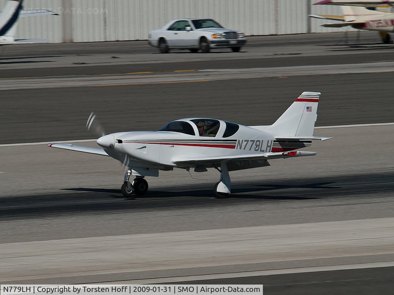 N779LH, 1991 Stoddard-Hamilton Glasair I RG C/N 779, N779LH arriving on RWY 21