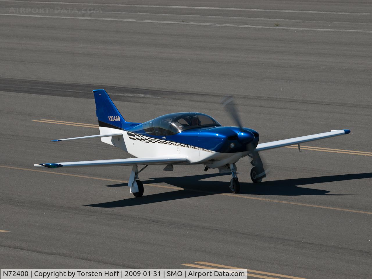 N72400, 1999 Stoddard-Hamilton Glasair II-S RG C/N 2031, N72400 taxiing