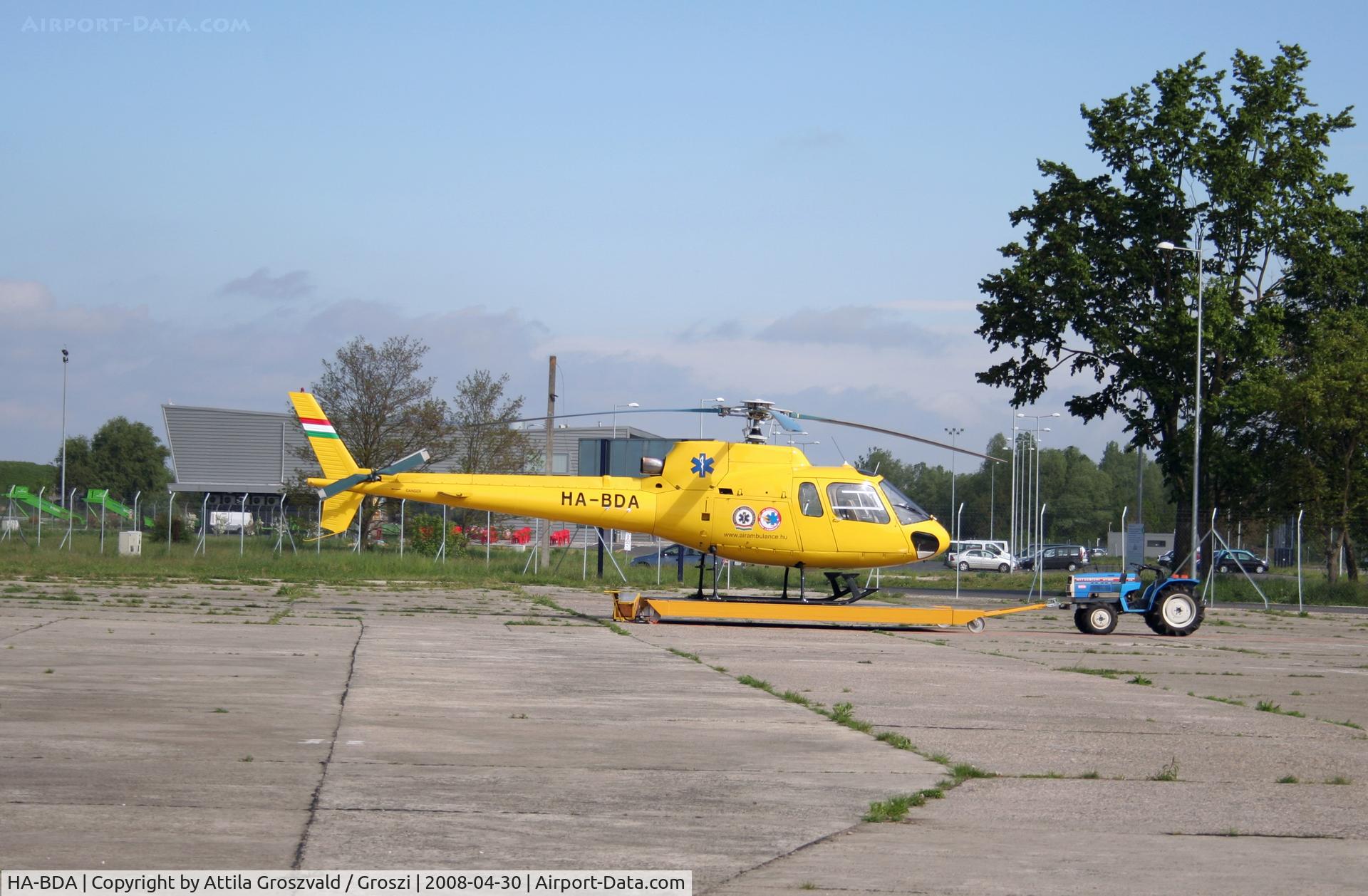 HA-BDA, 1991 Aerospatiale AS-350B Ecureuil C/N 2472, Sarmellek International Airport/ LHSM / Airambulance heliport
