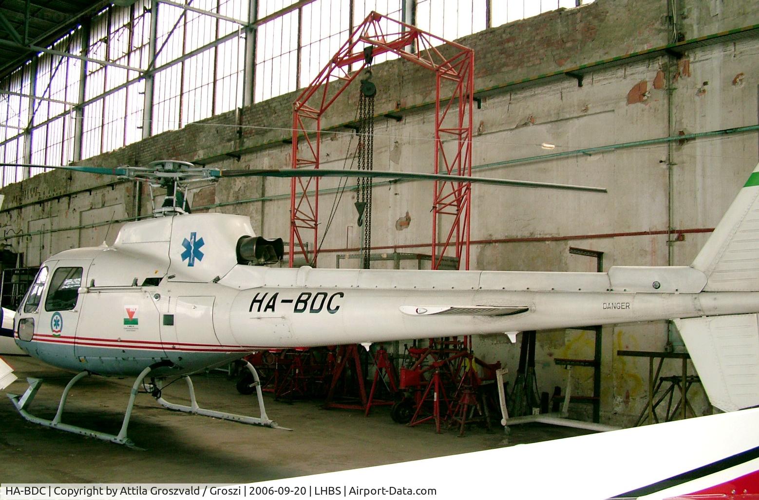 HA-BDC, 1994 Aerospatiale AS-350B Ecureuil C/N 1715, Budaörs-Airport / Hungary - LHBS / Hangar