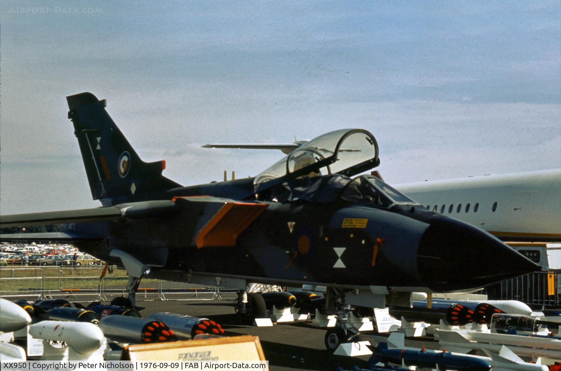 XX950, 1976 Panavia Tornado GR.1 C/N P.08, Prototype P08 as displayed at the 1976 Farnborough Airshow.