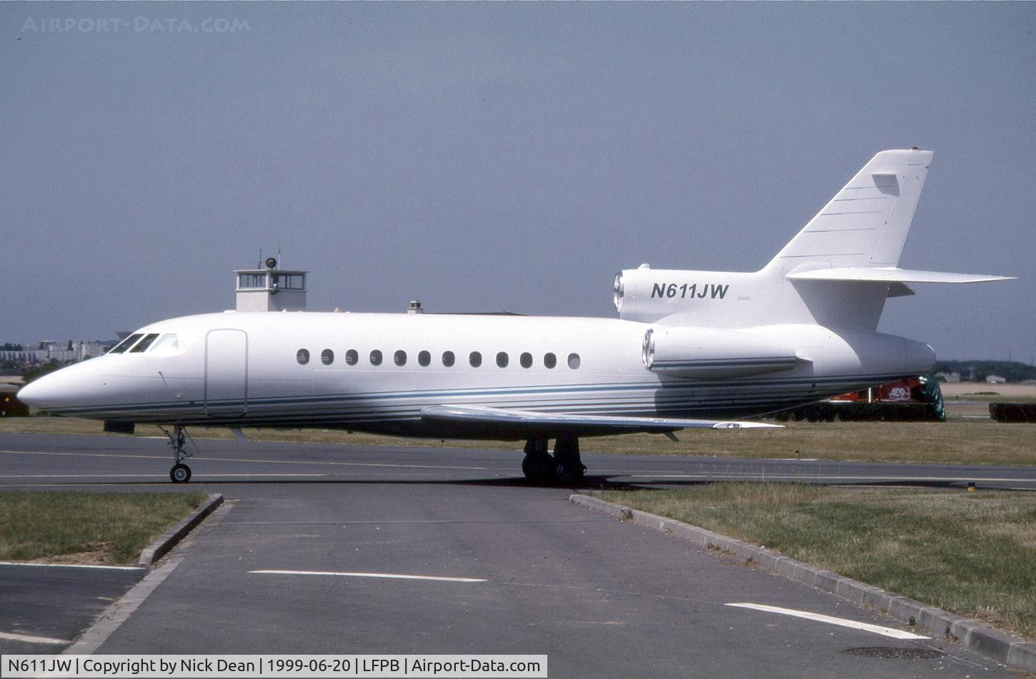 N611JW, 1996 Dassault Falcon 900 C/N 162, Paris Le Bourget