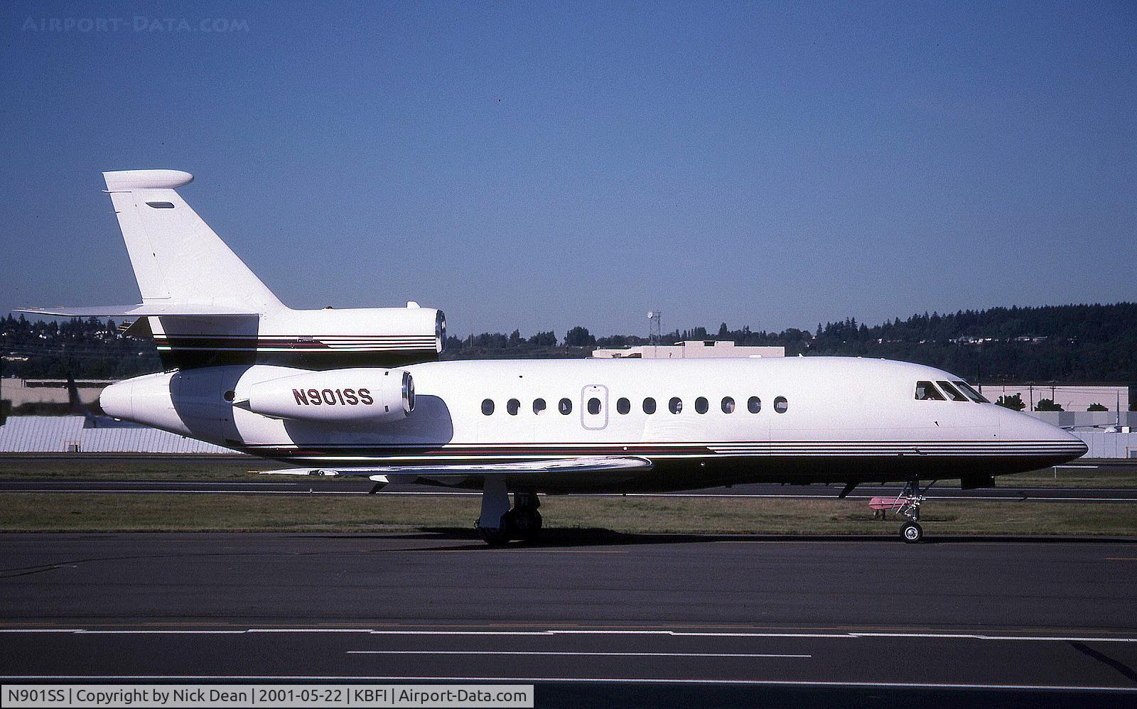 N901SS, 2000 Dassault Falcon 900 C/N 187, KBFI