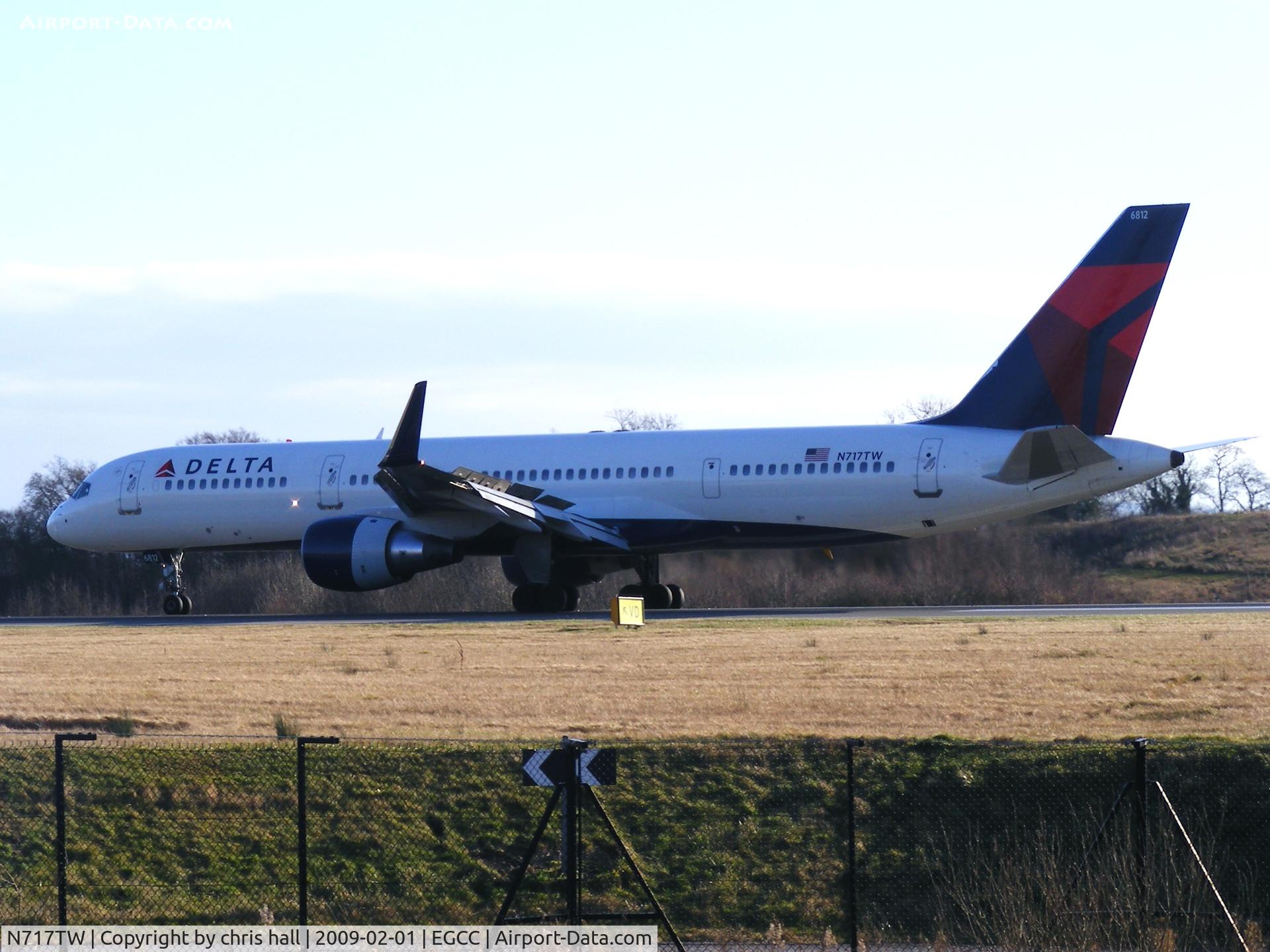 N717TW, 1999 Boeing 757-231 C/N 28485, Delta