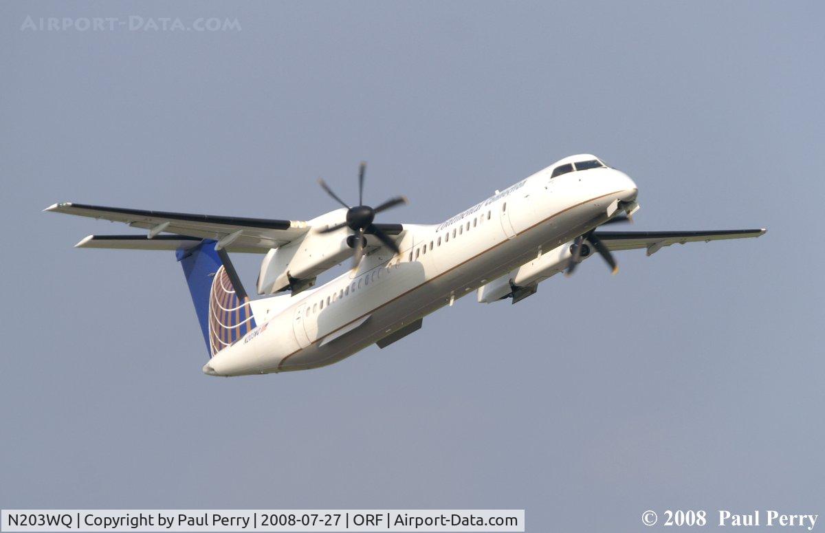 N203WQ, 2008 Bombardier DHC-8-402 Dash 8 C/N 4203, Tucking in and speeding up
