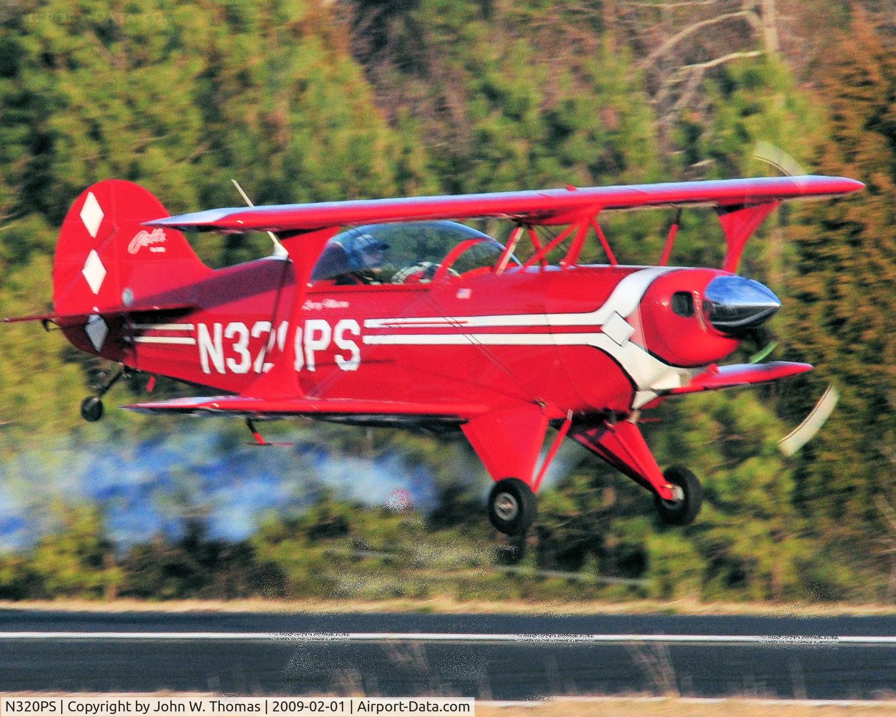 N320PS, 1996 Aviat Pitts S-2B Special C/N 5342, Departing runway 22