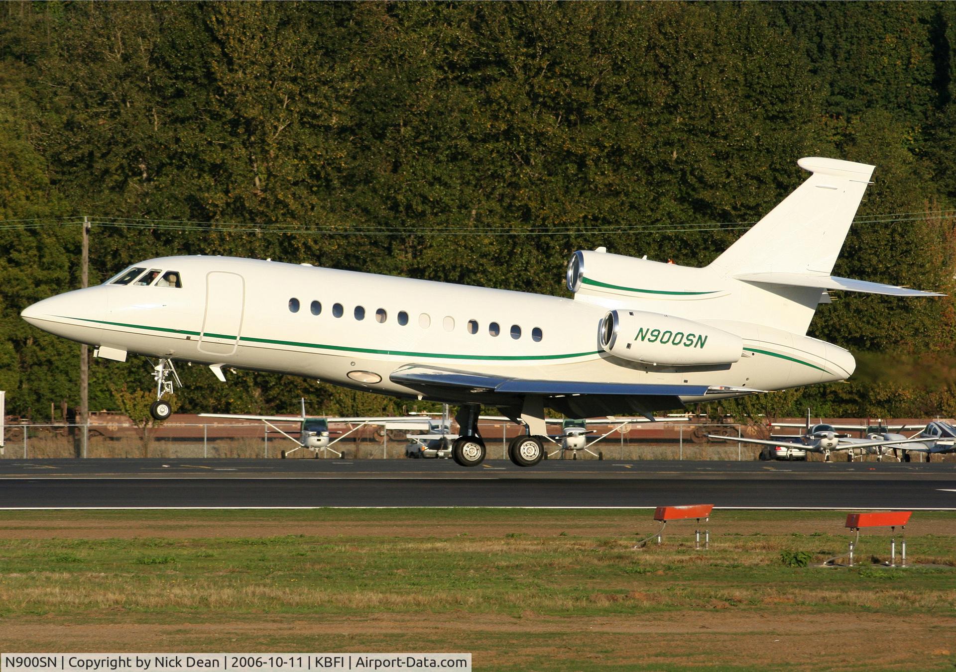 N900SN, 2002 Dassault Falcon 900EX C/N 117, KBFI