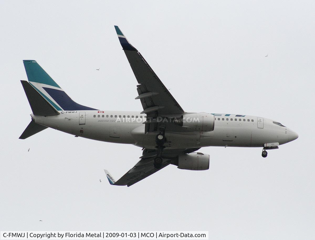 C-FMWJ, 2005 Boeing 737-7CT C/N 32771, West Jet 737-700