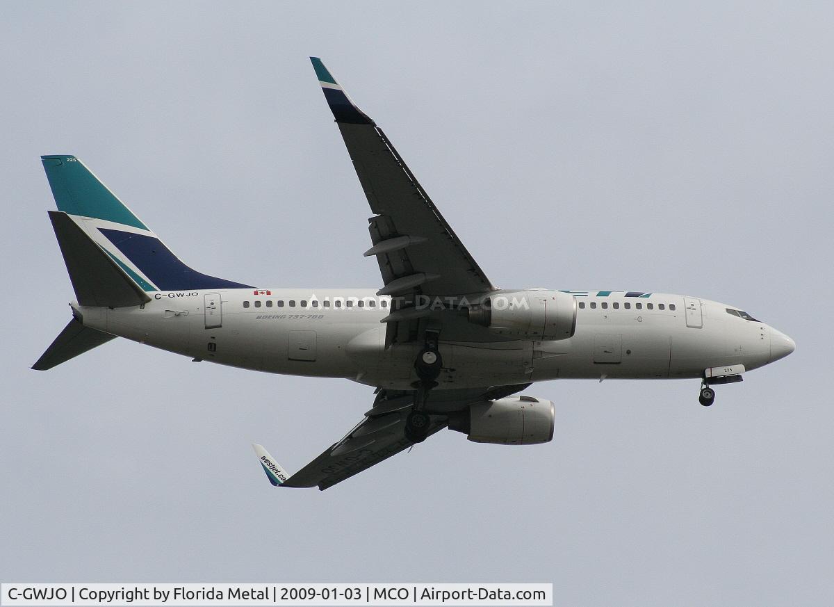 C-GWJO, 2004 Boeing 737-7CT C/N 33969, West Jet 737-700