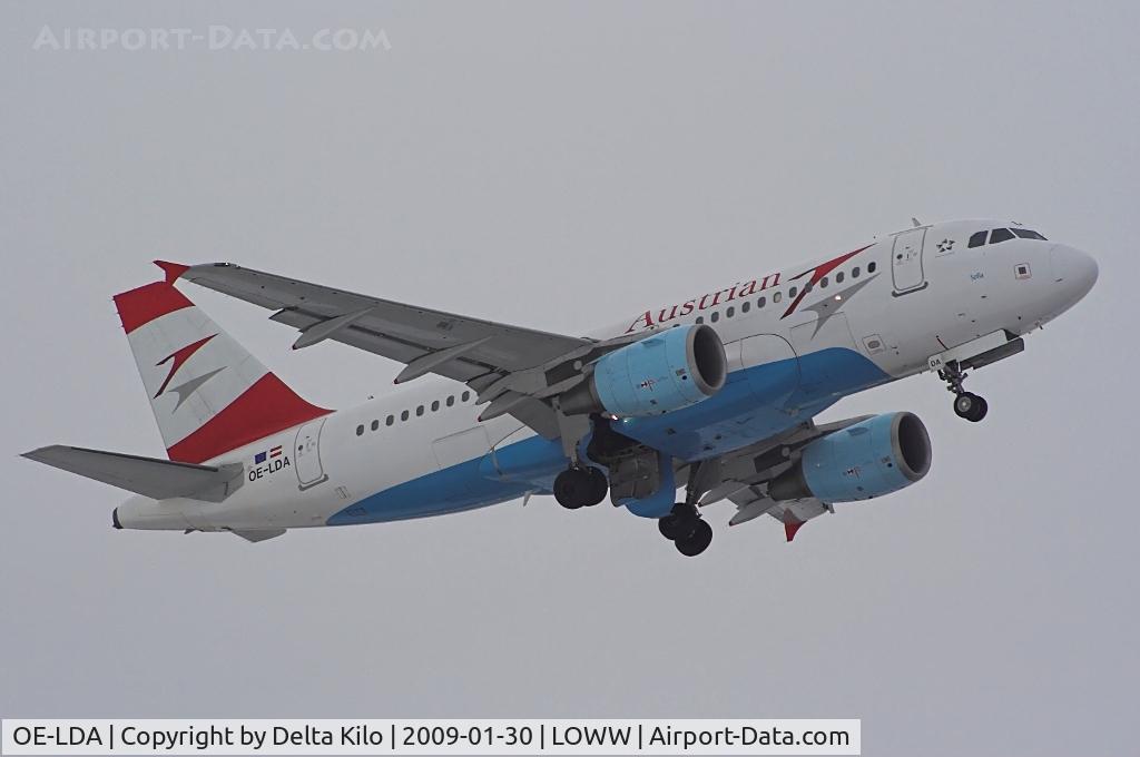 OE-LDA, 2004 Airbus A319-112 C/N 2131, AUSTRIAN AIRLINES