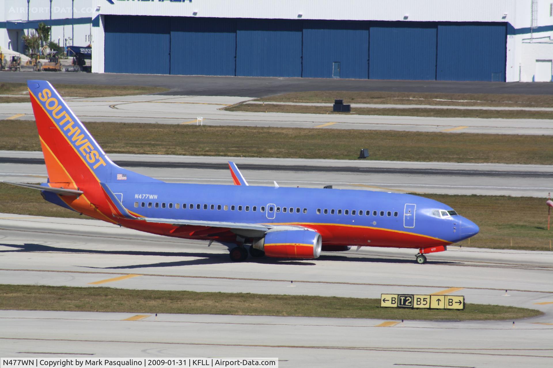 N477WN, 2004 Boeing 737-7H4 C/N 33988, Boeing 737-700