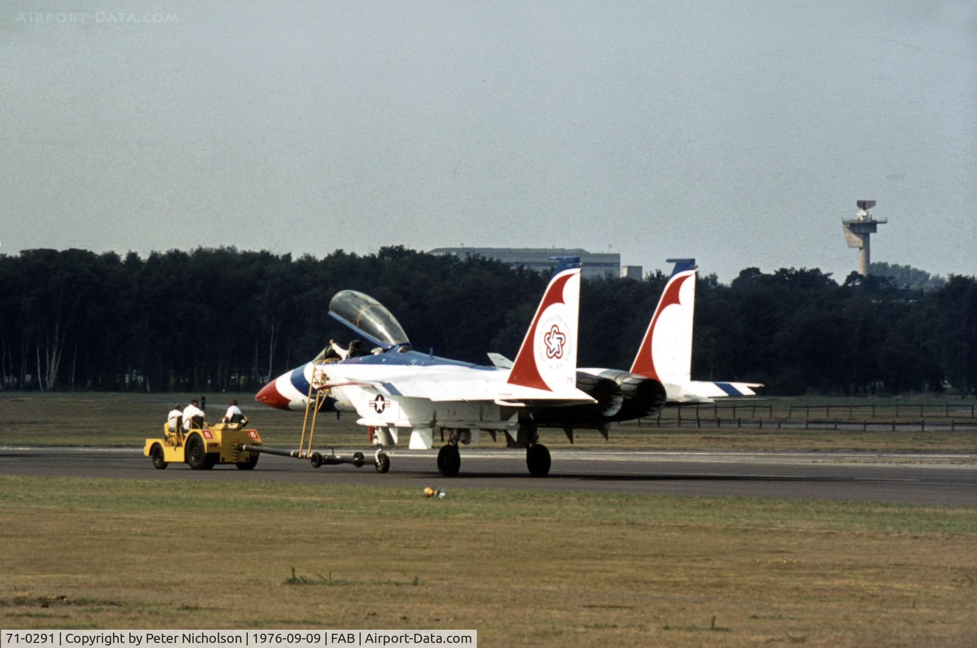 71-0291, 1973 McDonnell Douglas F-15B-4-MC Eagle C/N 0012/B002, Displayed as a TF-15A in the bi-centennial markings at the 1976 Farnborough Airshow.