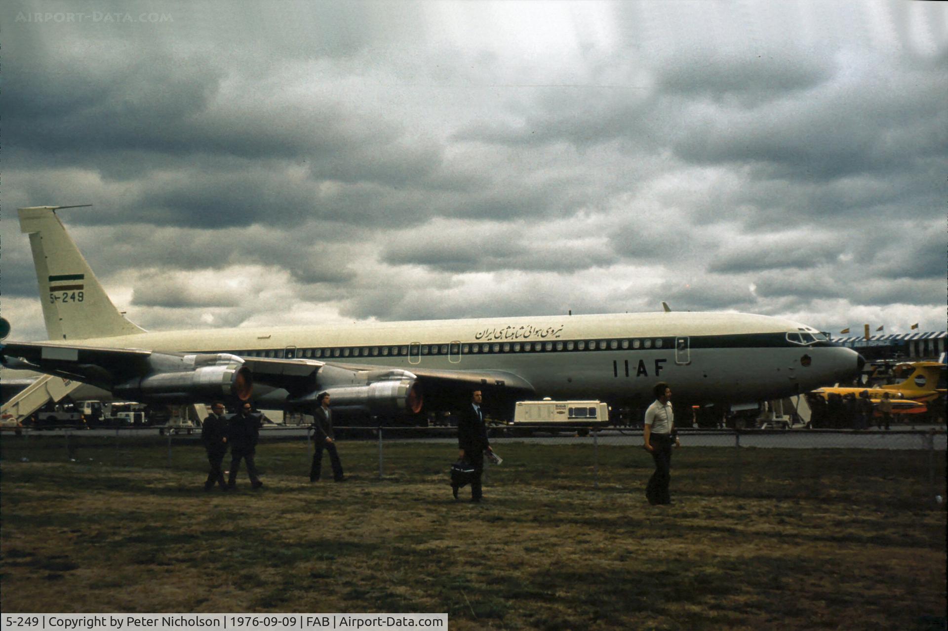 5-249, Boeing 707-3J9(C) C/N 21125, Iranian Air Force Boeing 707 as displayed at the 1976 Farnborough Airshow - later re-serialled 5-8309.