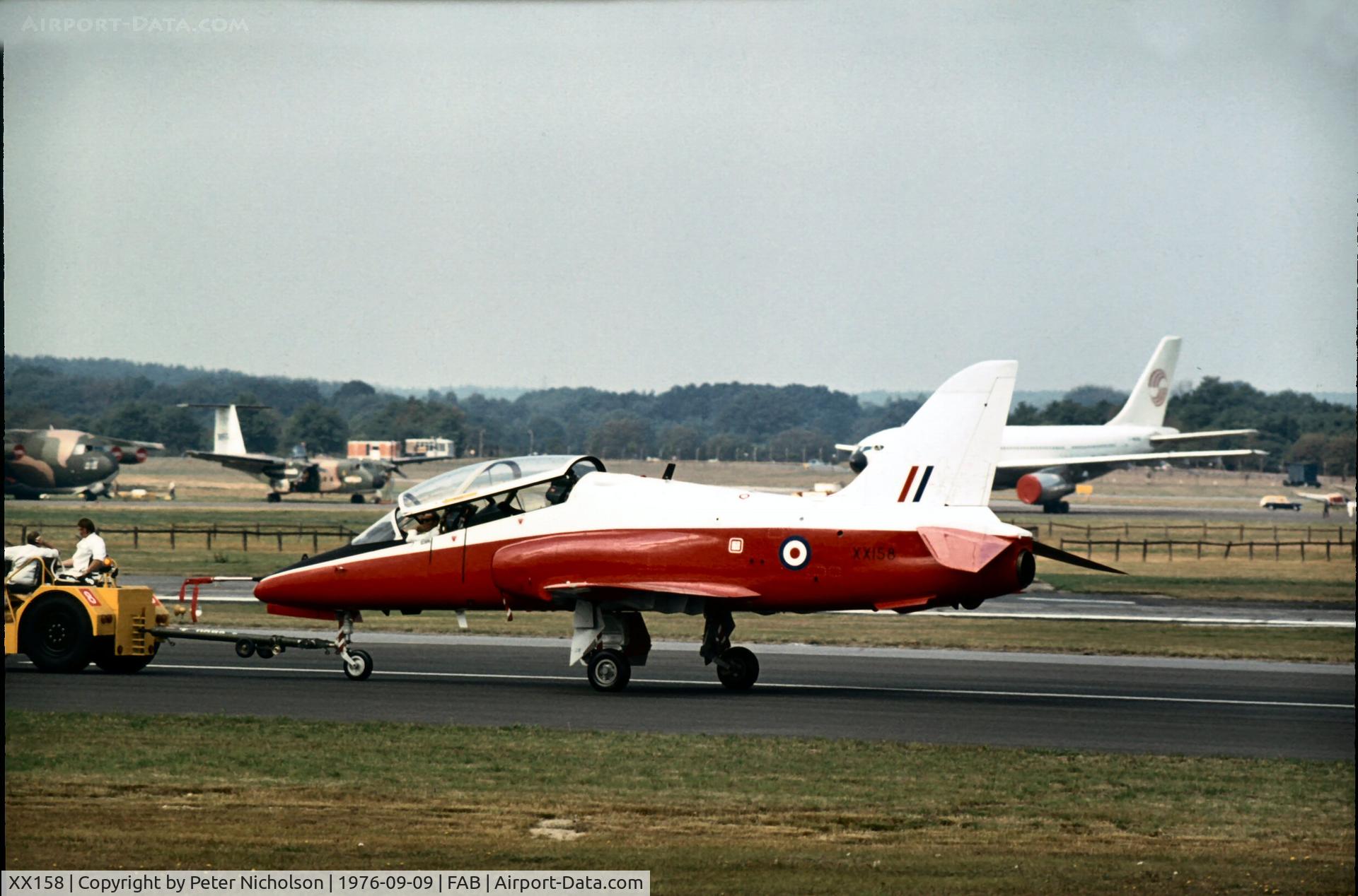 XX158, 1982 Hawker Siddeley Hawk T.1 C/N 004/312004, As displayed at the 1976 Farnborough Airshow.