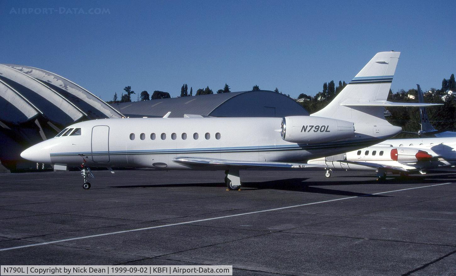 N790L, 1995 Dassault Falcon 2000 C/N 15, KBFI