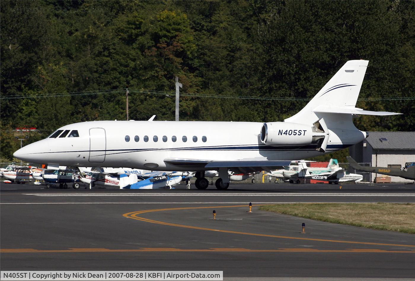 N405ST, Dassault Falcon 2000 C/N 020, KBFI