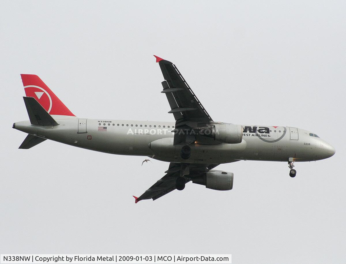 N338NW, 1992 Airbus A320-212 C/N 360, Northwest A320