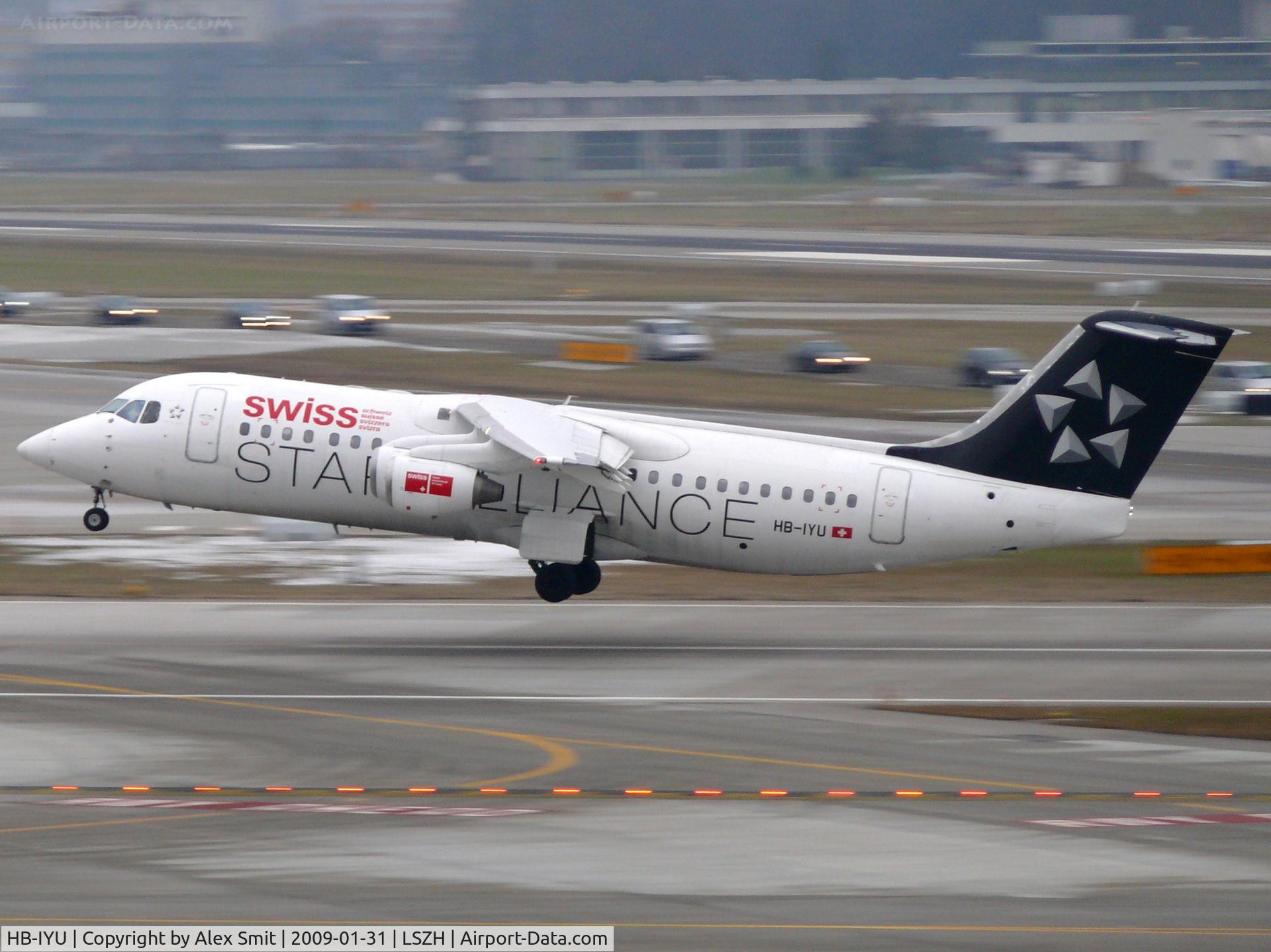 HB-IYU, 2000 British Aerospace Avro 146-RJ100 C/N E3379, British Aerospace Bae146-300/RJ100 HB-IYU Swiss in Star Alliance colors