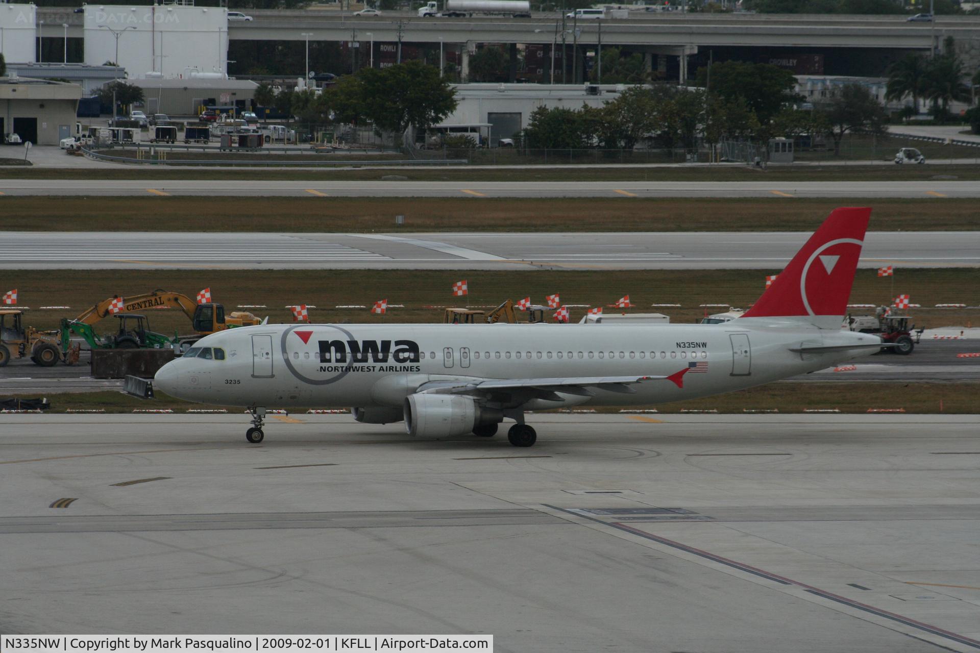 N335NW, 1992 Airbus A320-212 C/N 340, Airbus A320