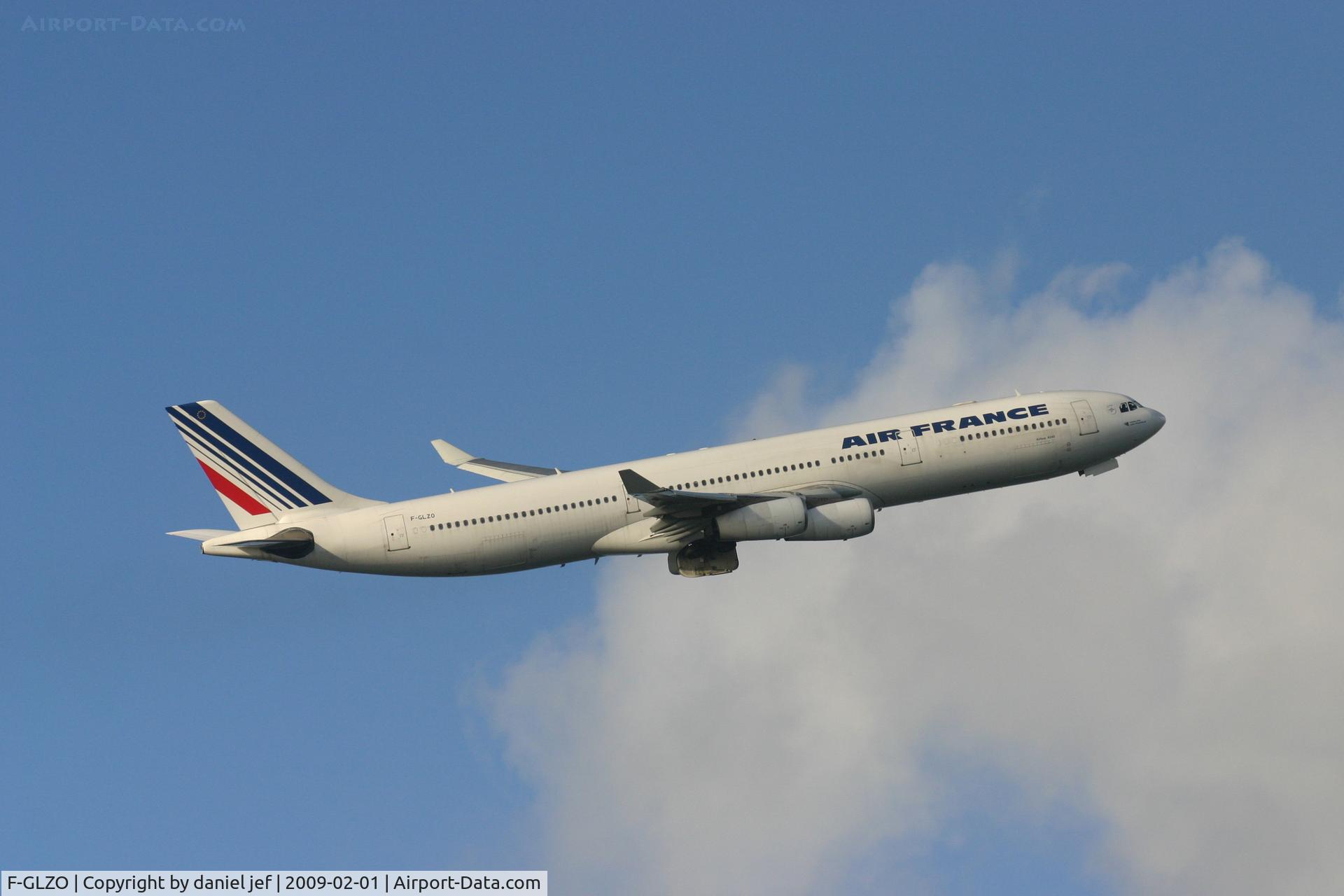 F-GLZO, 1998 Airbus A340-313X C/N 246, on rotation out of St maarten