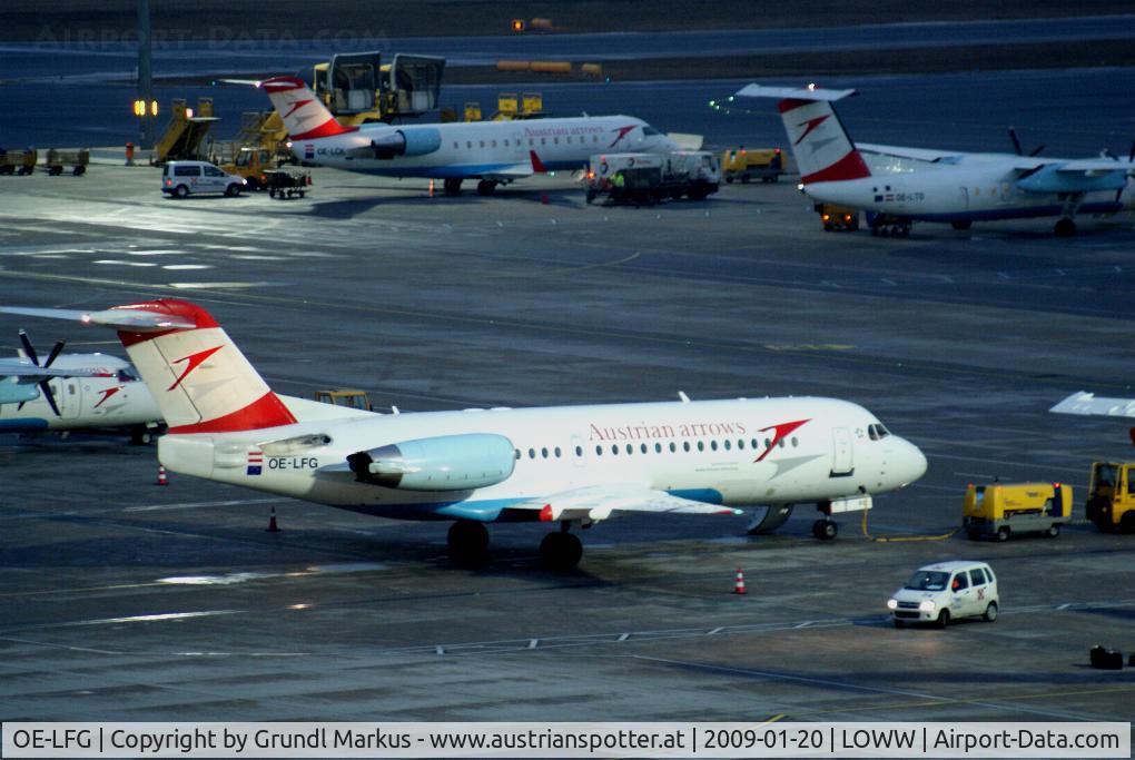 OE-LFG, 1995 Fokker 70 (F-28-0070) C/N 11549, Austrian Arrows