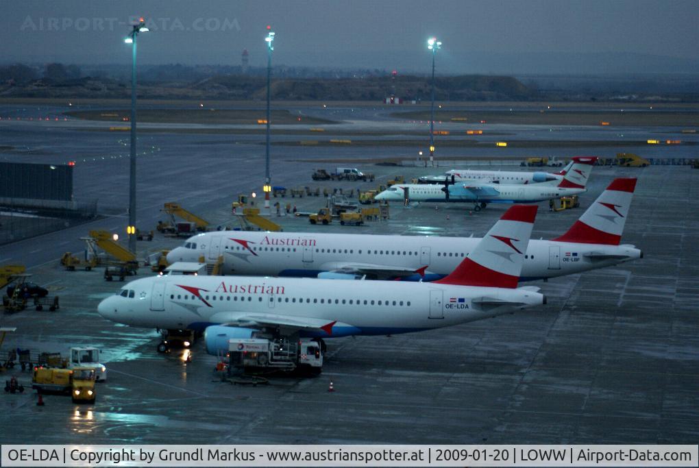 OE-LDA, 2004 Airbus A319-112 C/N 2131, Austrian Airlines