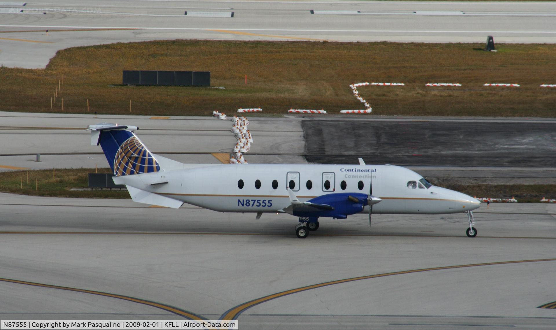 N87555, 1996 Raytheon 1900D C/N UE-234, Beech 1900D