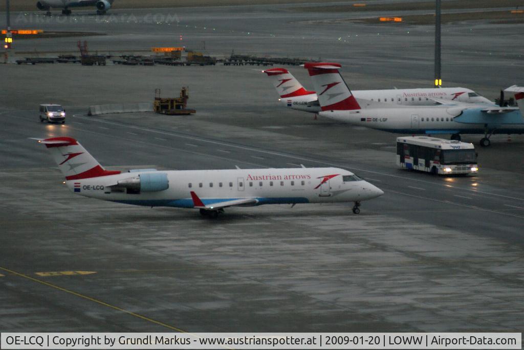 OE-LCQ, 2002 Canadair CRJ-200LR (CL-600-2B19) C/N 7605, Austrian Arrows