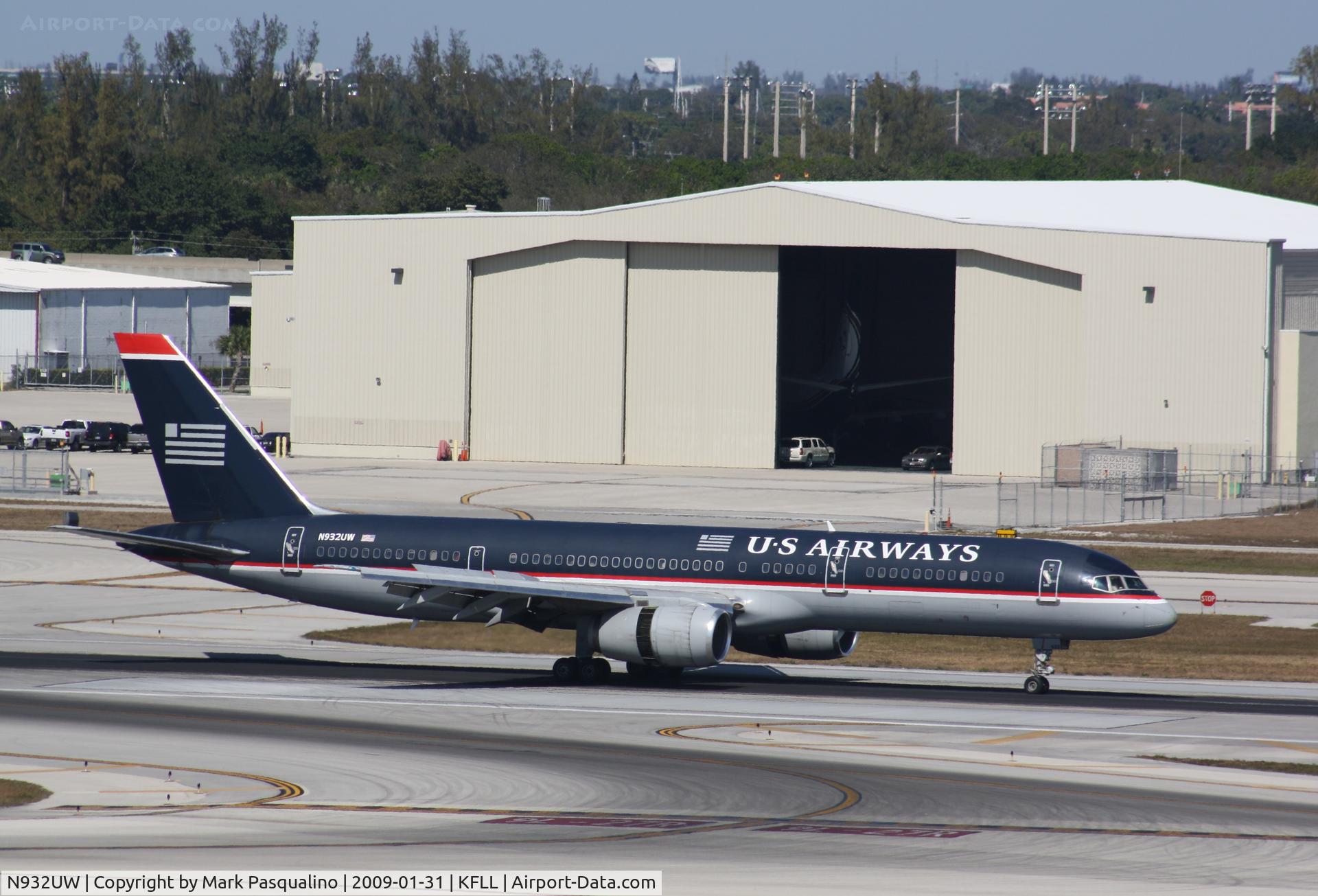 N932UW, 1993 Boeing 757-2B7 C/N 27198, Boeing 757-200