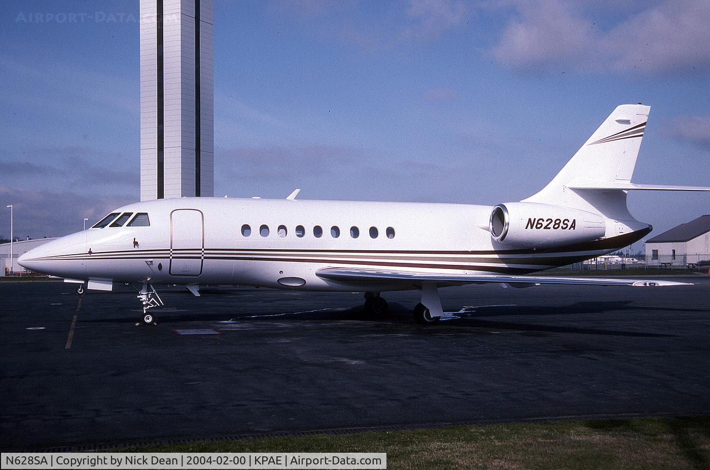 N628SA, Dassault Falcon 2000 C/N 128, KPAE (Now owned by Murphy Oil Corp. as N350M Selcal EK-CS)