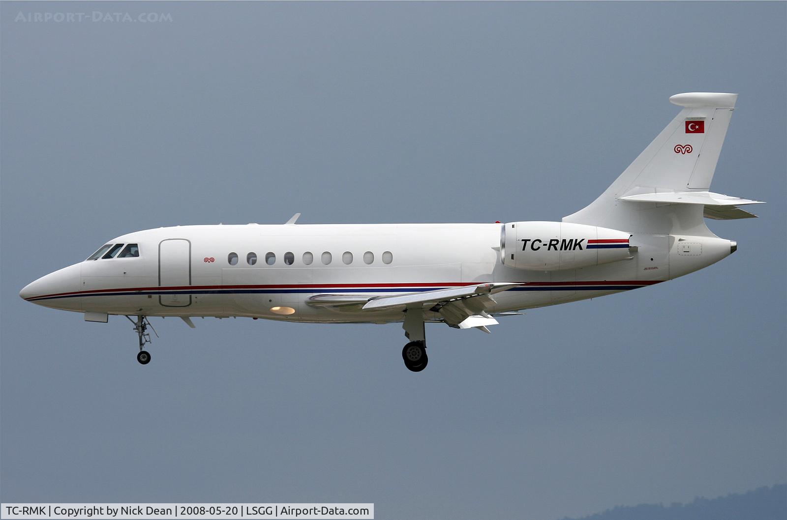 TC-RMK, 2001 Dassault Falcon 2000 C/N 157, LSGG