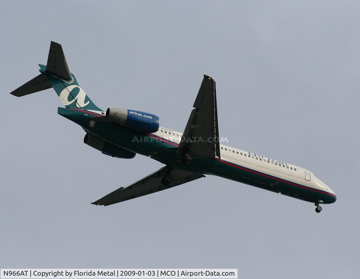 N966AT, 2001 Boeing 717-200 C/N 55027, Air Tran 717