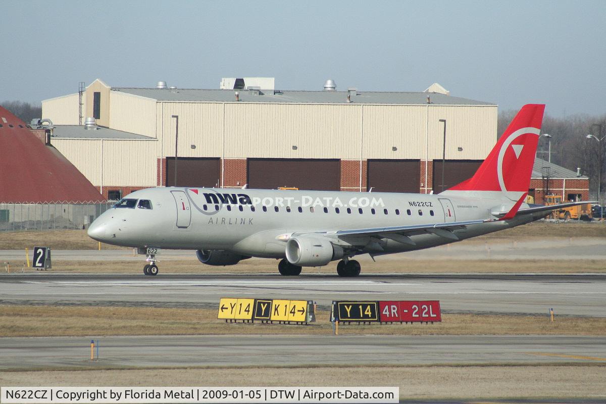 N622CZ, 2008 Embraer 175LR (ERJ-170-200LR) C/N 17000219, Compass EMB-175