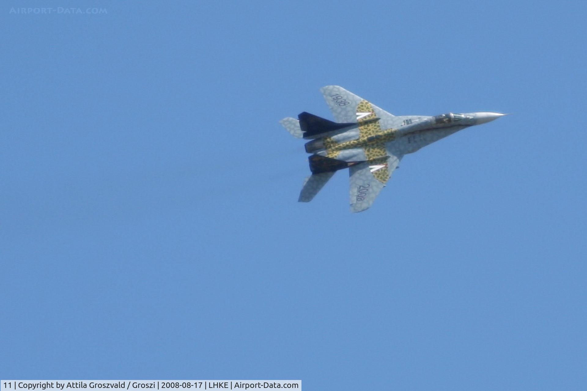 11, Mikoyan-Gurevich MiG-29B C/N 2960535161/4604, 2. VS (fighter sq.) 