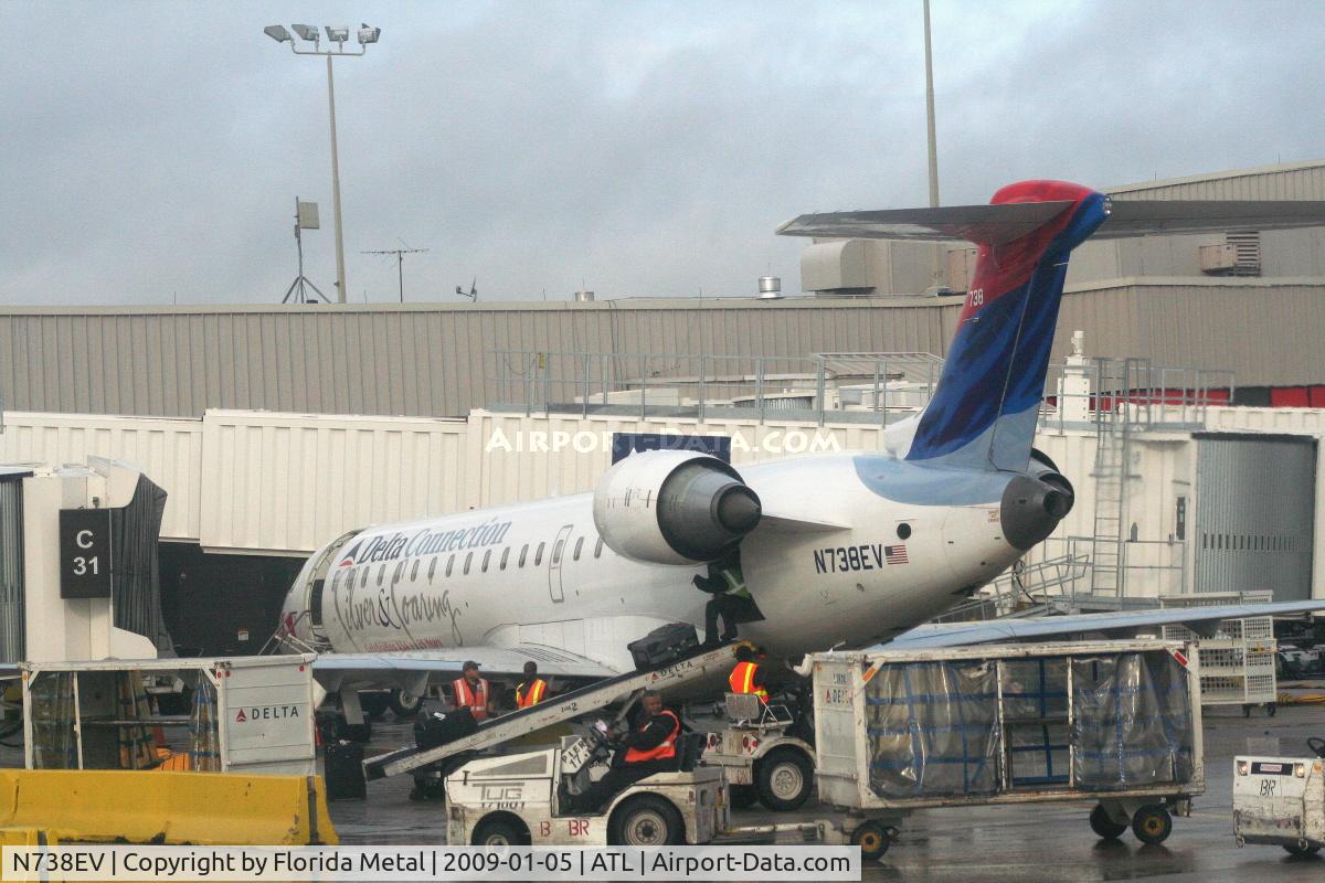 N738EV, 2004 Bombardier CRJ-701 (CL-600-2C10) Regional Jet C/N 10146, ASA 
