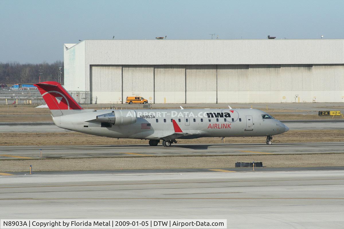 N8903A, 2004 Bombardier CRJ-200 (CL-600-2B19) C/N 7903, Pinnacle CRJ-200