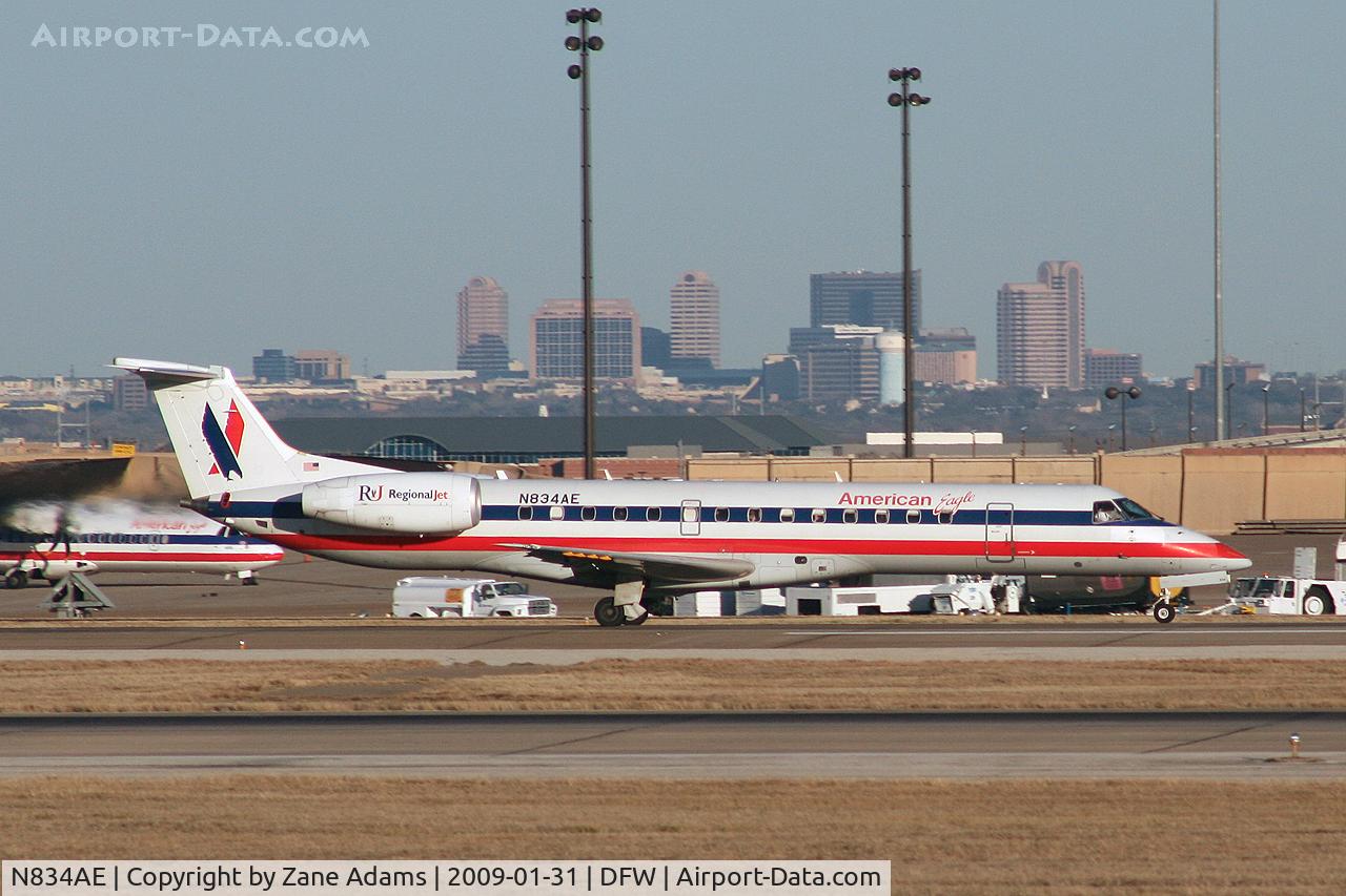 N834AE, 2002 Embraer ERJ-140LR (EMB-135KL) C/N 145631, American Eagle at DFW