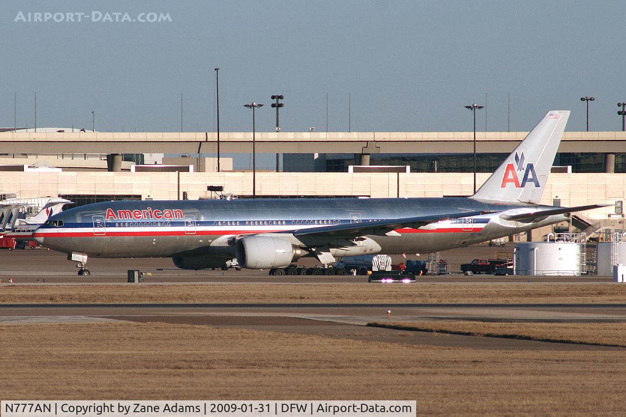 N777AN, 1999 Boeing 777-223 C/N 29585, American Airlines 777