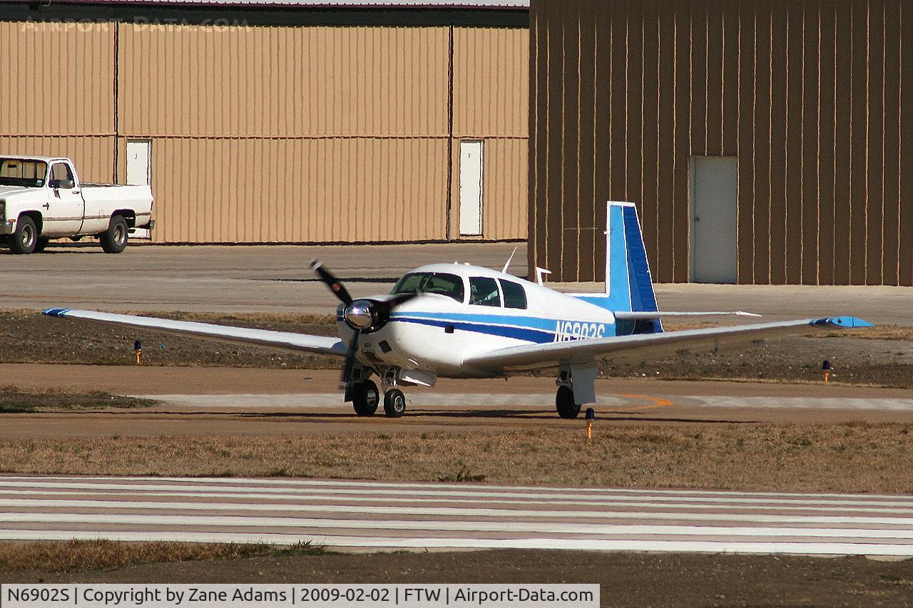 N6902S, 1969 Mooney M20E C/N 690068, At Meacham Field
