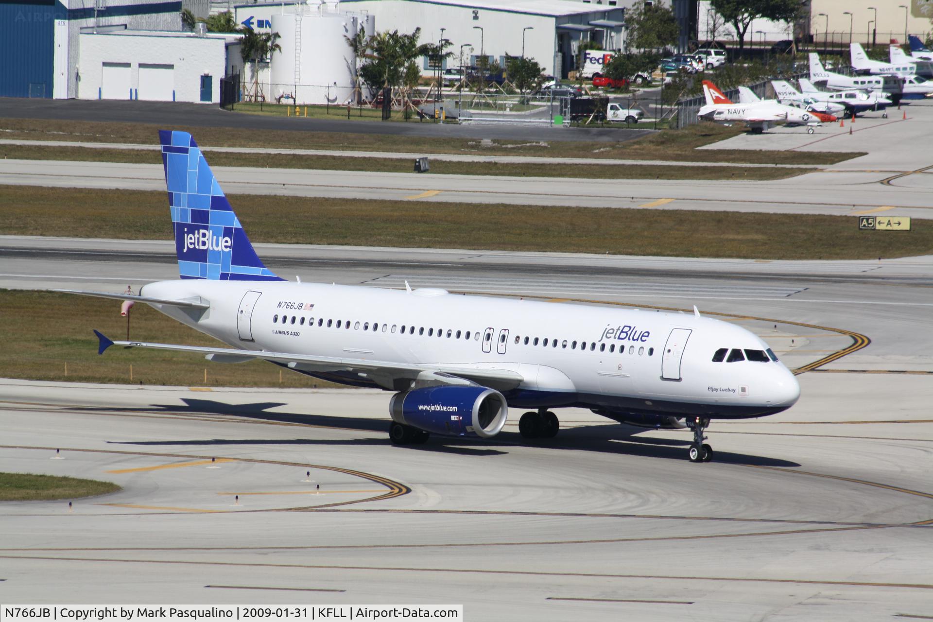 N766JB, 2008 Airbus A320-232 C/N 3724, Airbus A320