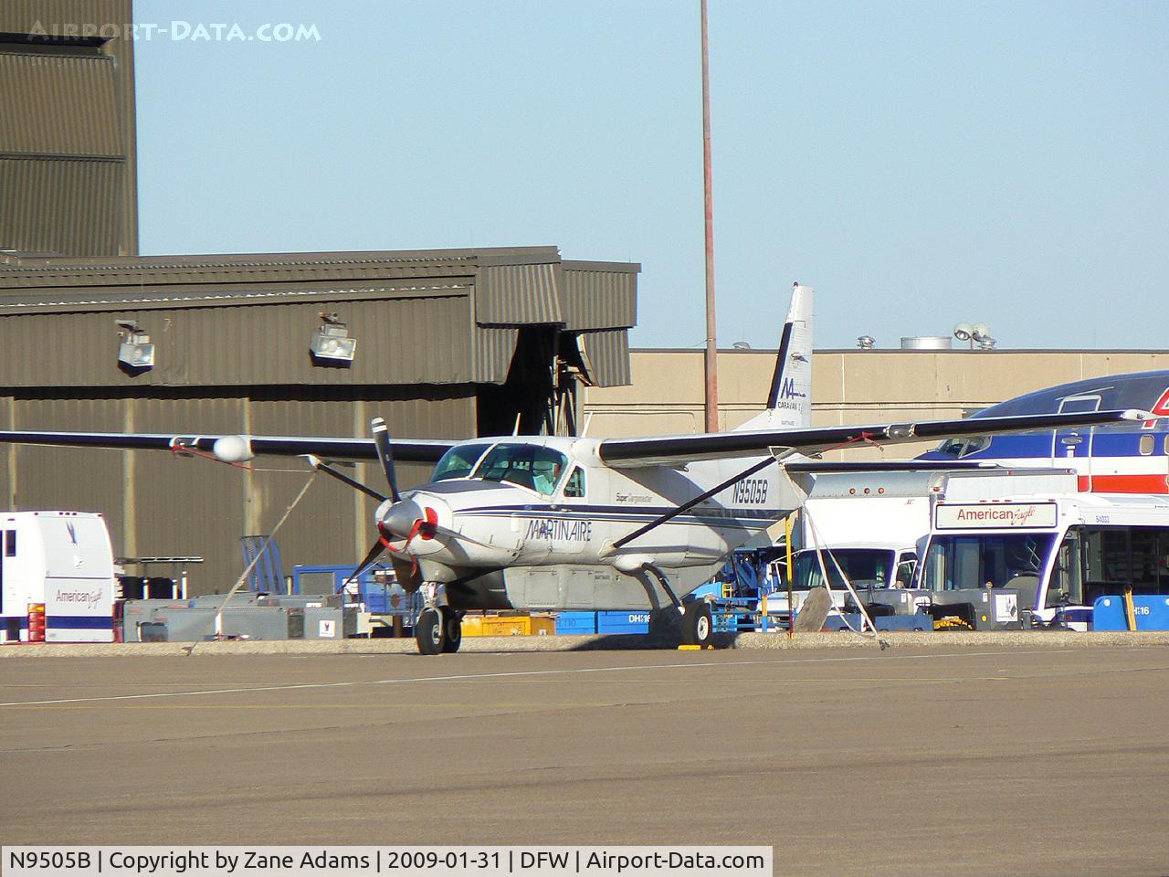 N9505B, 1988 Cessna 208B C/N 208B0085, Martinaire Caravan at DFW