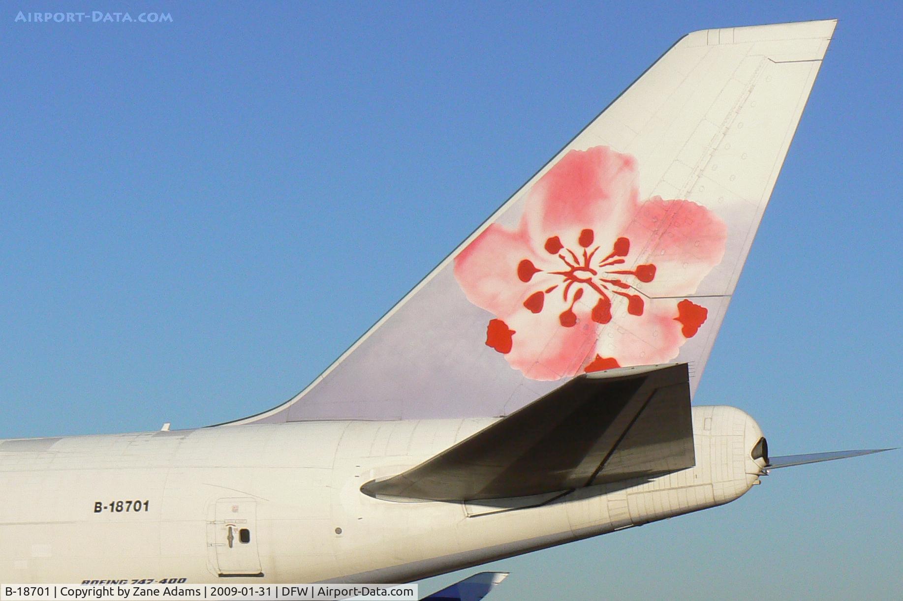 B-18701, 2000 Boeing 747-409F/SCD C/N 30759, China Air Cargo at DFW