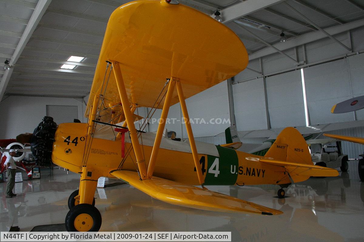 N44TF, 1943 Boeing B75N1 C/N 75-8242, Boeing Stearman N2-S