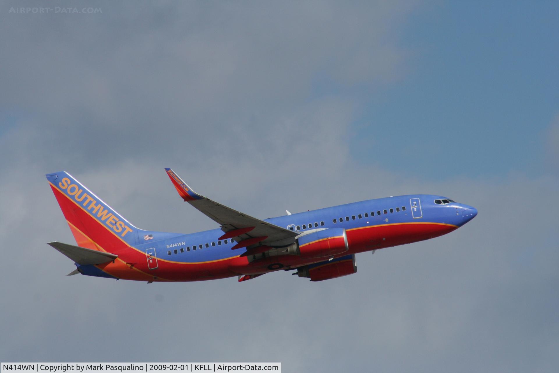 N414WN, 2001 Boeing 737-7H4 C/N 29820, Boeing 737-700