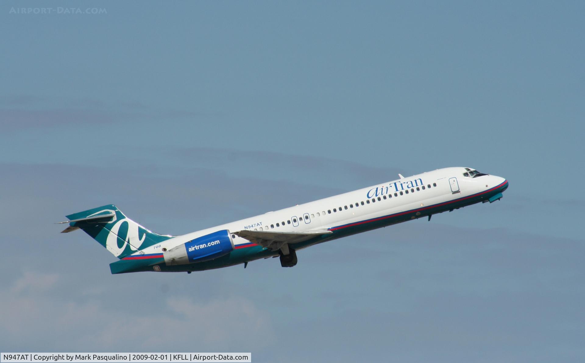 N947AT, 1999 Boeing 717-200 C/N 55010, Boeing 717-200