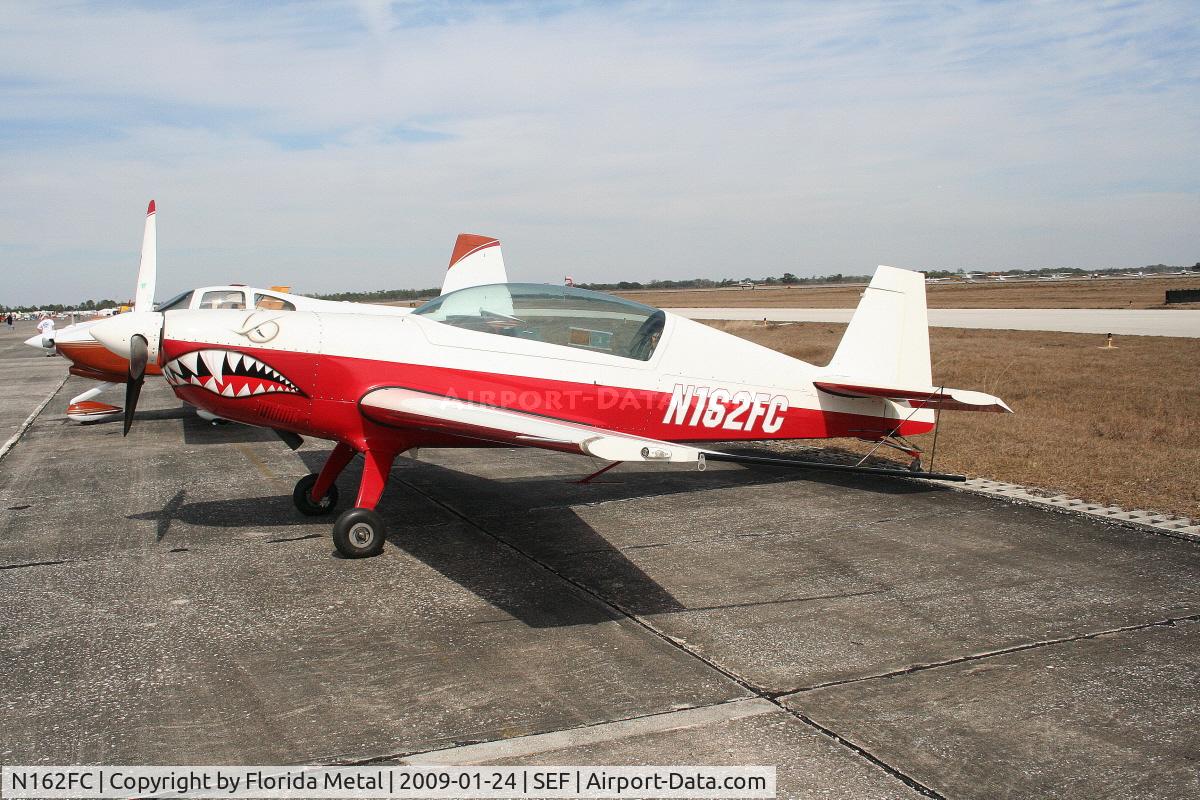N162FC, 2001 Extra EA-300/L C/N 135, Extra 300