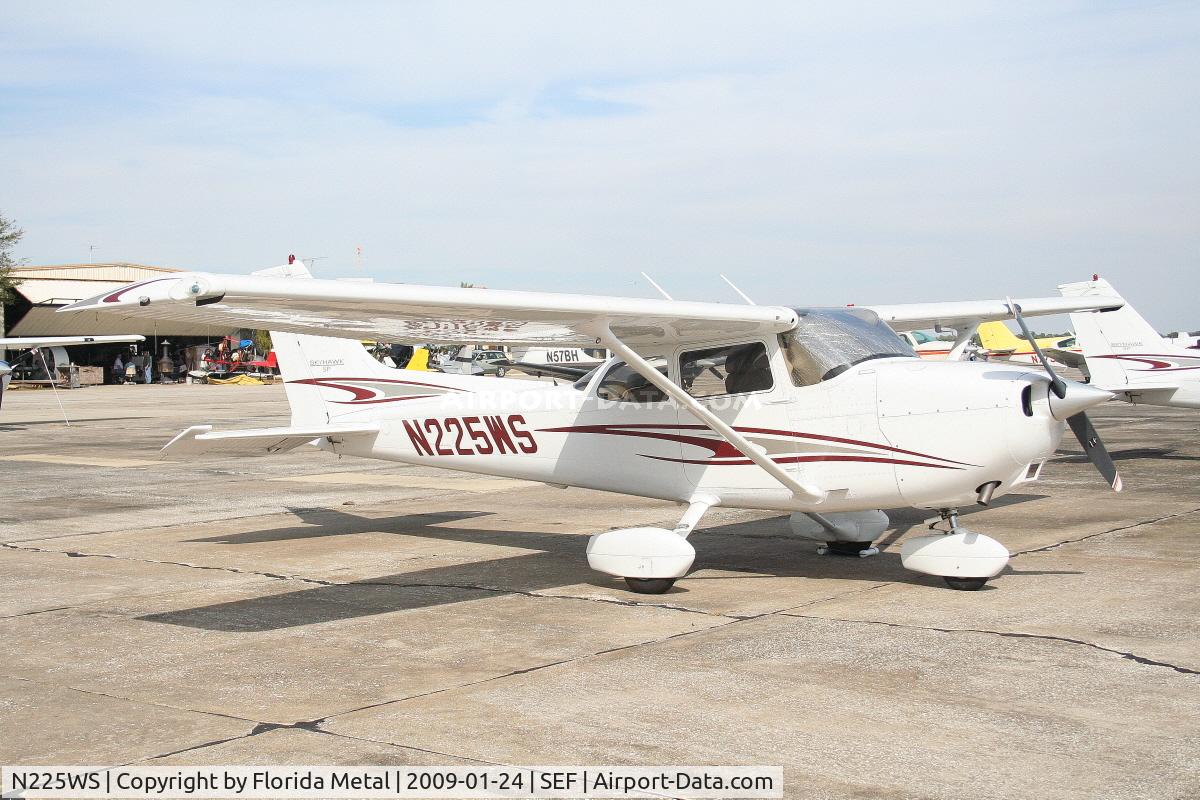 N225WS, 2005 Cessna 172S C/N 172S9800, Cessna 172S built 2005