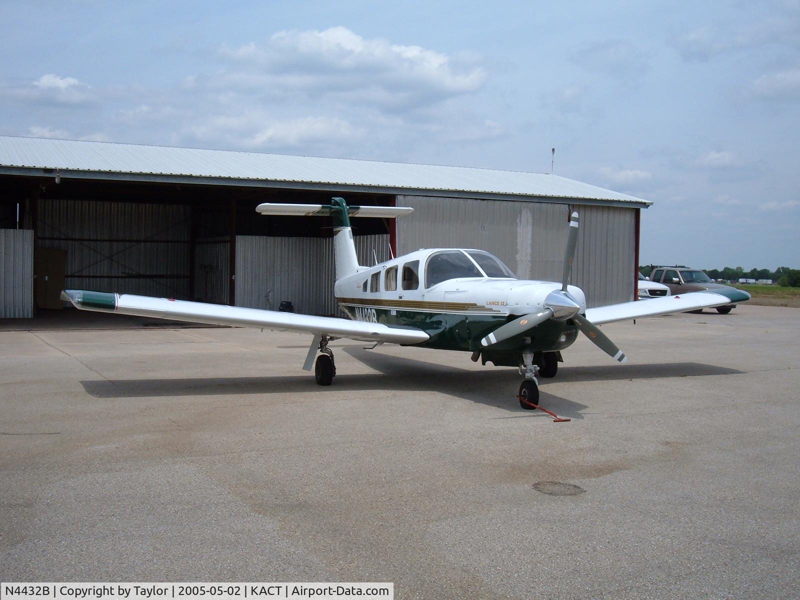N4432B, 1978 Piper PA-32RT-300T Turbo Lance II C/N 32R-7887174, N4432B