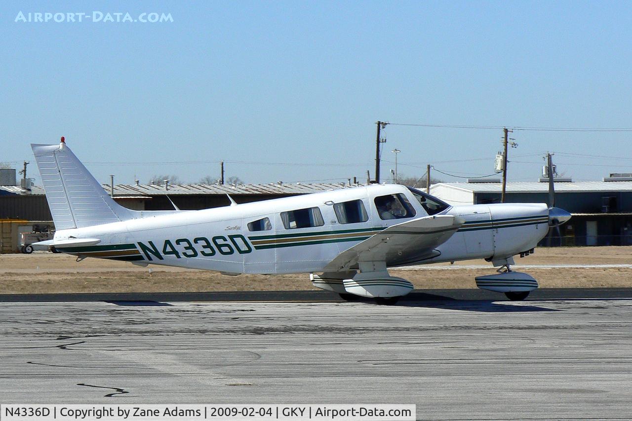 N4336D, 1983 Piper PA-32-301 Saratoga C/N 32-8406006, At Arlington Municipal