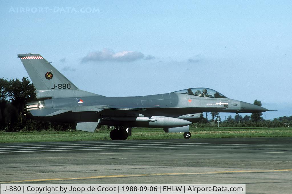 J-880, 1985 Fokker F-16A Fighting Falcon C/N 6D-97, w/o 21-5-1991